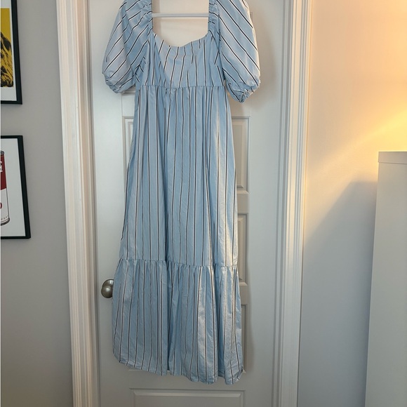 Striped Puff Sleeve Maxi Dress - Picture 2 of 4